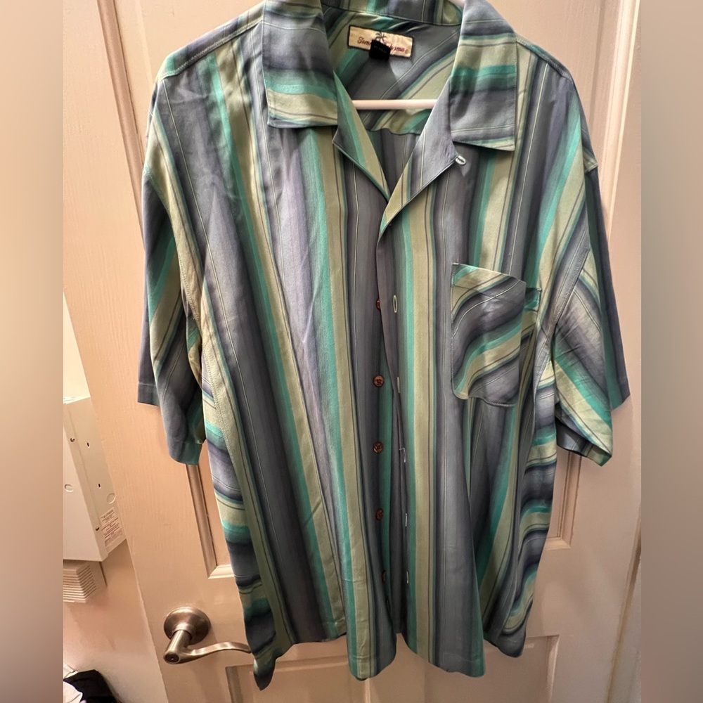 Tommy Bahama men’s shirt